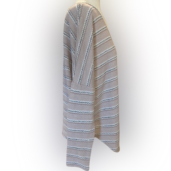Super Soft Striped Bohme Casual Tunic - Picture 6 of 9